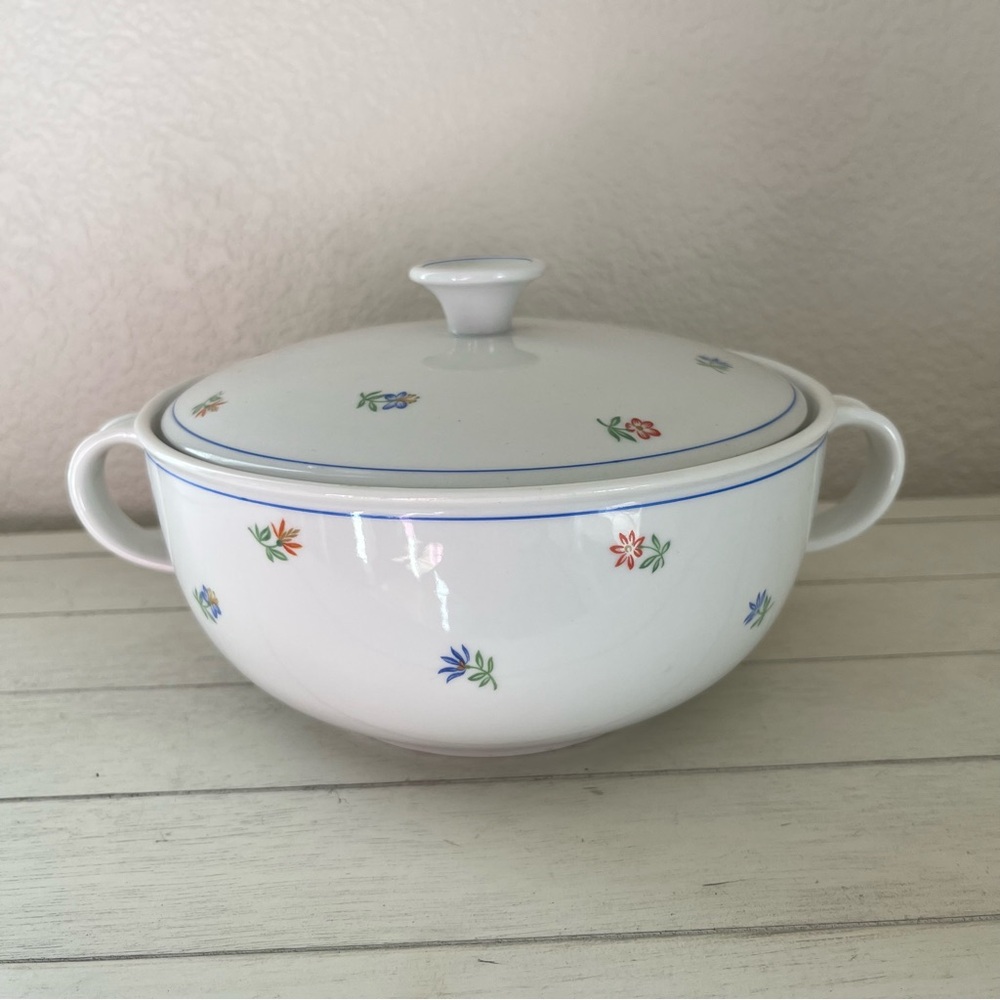 Vintage Schonwald Bavaria Germany Porcelain Petite Fleur Covered Casserole Dish